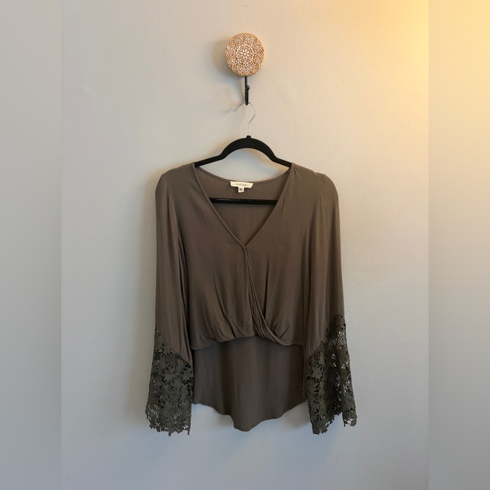 ILLA ILLA Olive Lace Sleeve Blouse - Picture 1 of 3